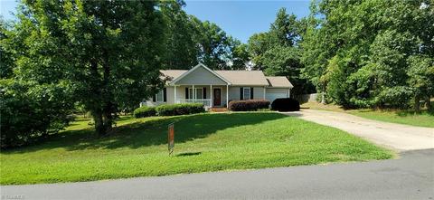470 Saddlebred Loop, Stokesdale, NC 27357 photo 1