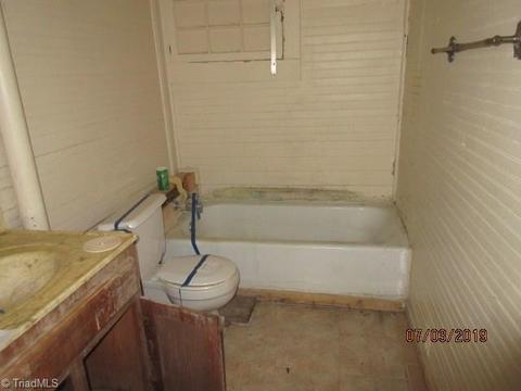 325 4th St, High Point, NC 27260 photo 8
