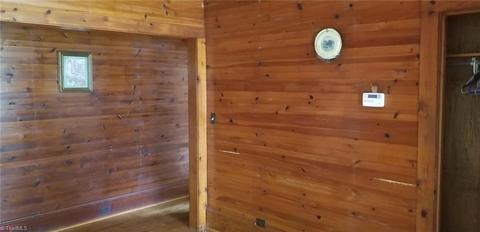 241 Shingle Gap Rd, Purlear, NC 28665 photo 6