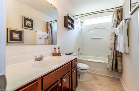 2484 Ingleside Dr, High Point, NC 27265 photo 16
