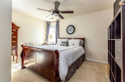 2484 Ingleside Dr, High Point, NC 27265 photo 17