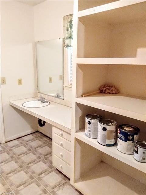 1123 E Springfield Rd, High Point, NC 27263 photo 13