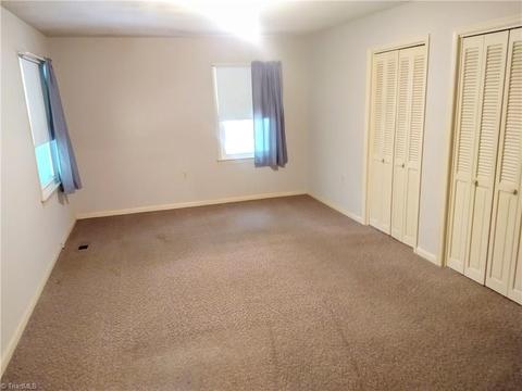 1123 E Springfield Rd, High Point, NC 27263 photo 11