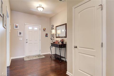 606 Forage Dr, High Point, NC 27265 photo 3