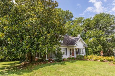 514 Dodson Mill Rd, Pilot Mountain, NC 27041 photo 17