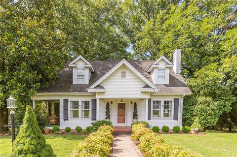 514 Dodson Mill Rd, Pilot Mountain, NC 27041 photo 1