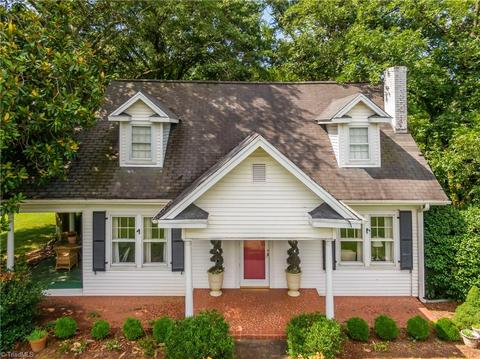 514 Dodson Mill Rd, Pilot Mountain, NC 27041 photo 2