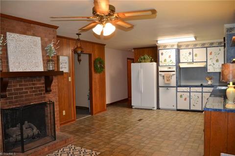 502 Old Mill Rd, High Point, NC 27265 photo 7