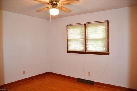 502 Old Mill Rd, High Point, NC 27265 photo 10