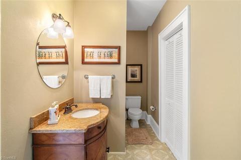 503 Sunset Dr, High Point, NC 27262 photo 11
