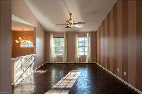 2464 Aston Ct, High Point, NC 27265 photo 12
