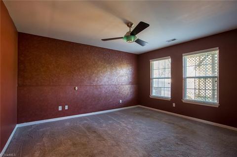 2464 Aston Ct, High Point, NC 27265 photo 22