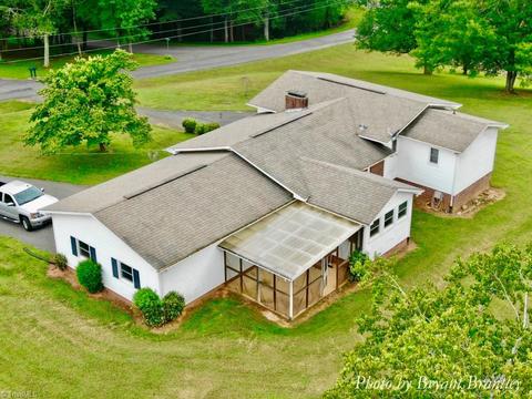 171 Ashley Dr, Dobson, NC 27017 photo 23