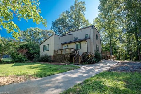 3784 Red Fox Rd, Trinity, NC 27370 photo 2
