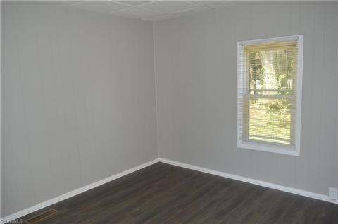 327 S 4th Ave, Mayodan, NC 27027 photo 14
