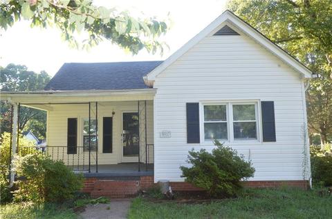 327 S 4th Ave, Mayodan, NC 27027 photo 1