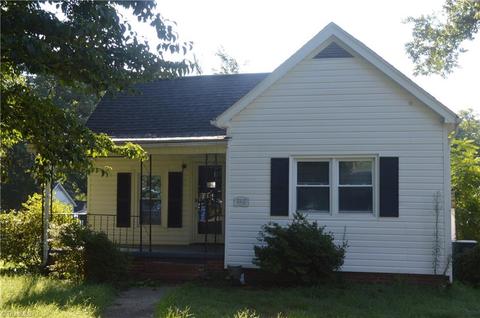327 S 4th Ave, Mayodan, NC 27027 photo 23