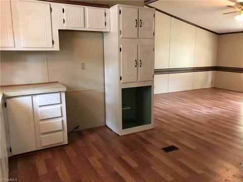 4963 Poplar Ridge Rd, Trinity, NC 27370 photo 11