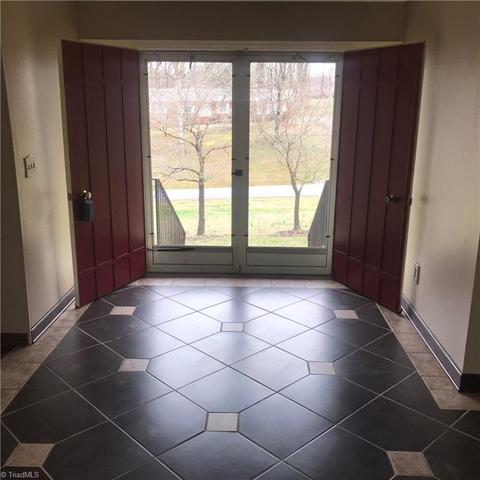 3410 Hillside Dr, High Point, NC 27265 photo 6