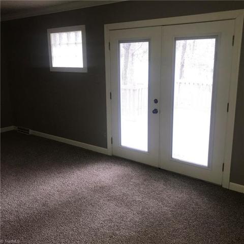 3410 Hillside Dr, High Point, NC 27265 photo 11