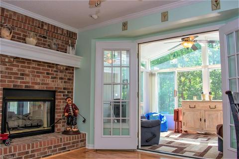 1405 Spring Tree Ct, High Point, NC 27265 photo 10