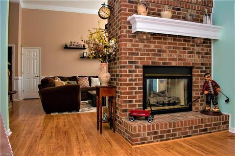 1405 Spring Tree Ct, High Point, NC 27265 photo 12
