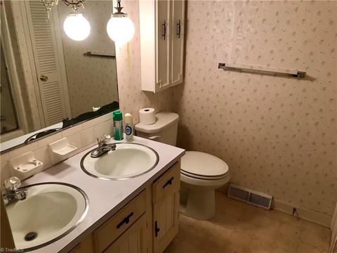 202 Pleasantview Dr, King, NC 27021 photo 17