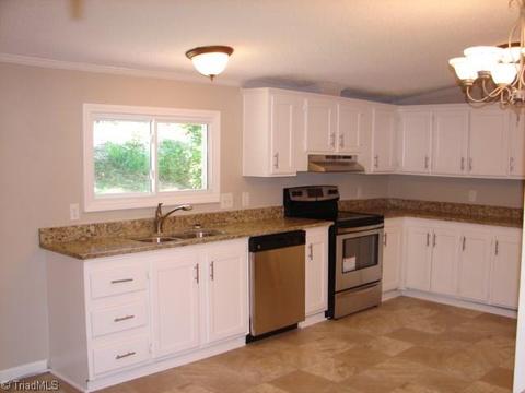 4786 Cashatt Rd, Trinity, NC 27370 photo 2