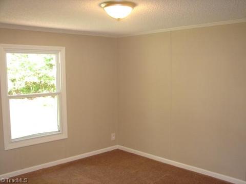 4786 Cashatt Rd, Trinity, NC 27370 photo 13