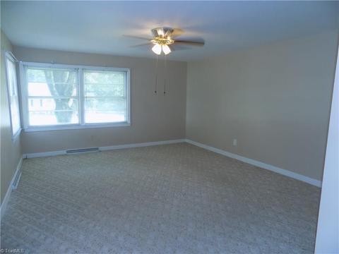 702 Summit Rd, High Point, NC 27265 photo 4