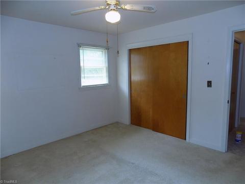 702 Summit Rd, High Point, NC 27265 photo 16