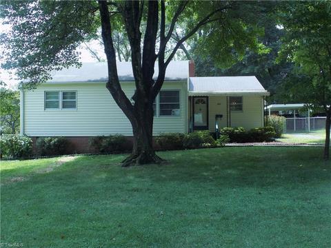 702 Summit Rd, High Point, NC 27265 photo 2