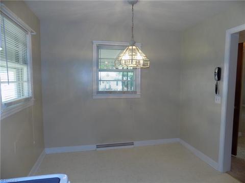 702 Summit Rd, High Point, NC 27265 photo 8