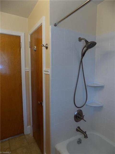 702 Summit Rd, High Point, NC 27265 photo 14