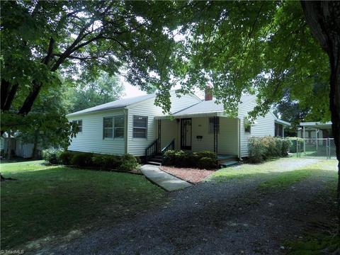 702 Summit Rd, High Point, NC 27265 photo 1