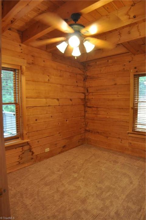 255 Valley View Dr, Purlear, NC 28665 photo 5