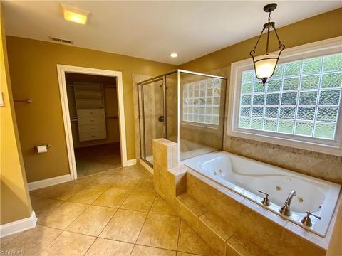 8 Paddock Ln, Thomasville, NC 27360 photo 16