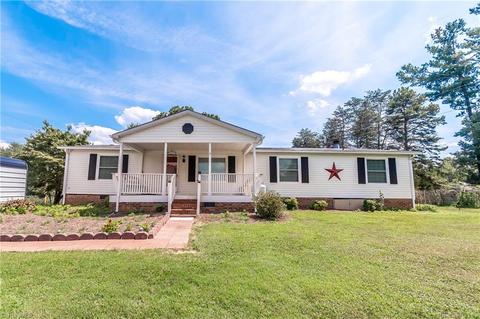 282 Beck Ln, Pilot Mountain, NC 27041 photo 1