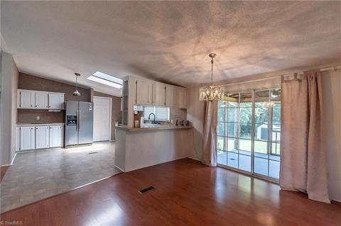 282 Beck Ln, Pilot Mountain, NC 27041 photo 12