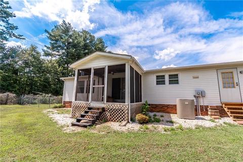 282 Beck Ln, Pilot Mountain, NC 27041 photo 20