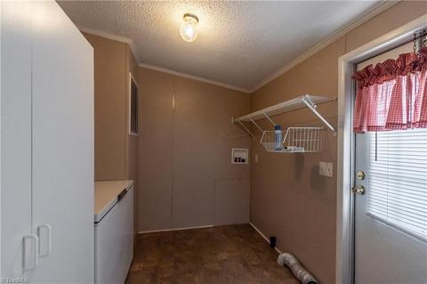 282 Beck Ln, Pilot Mountain, NC 27041 photo 7