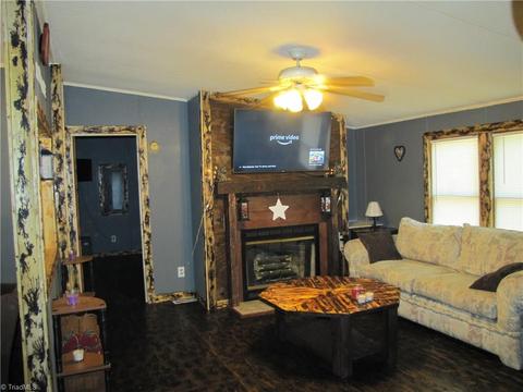 209 River Siloam Rd, Dobson, NC 27017 photo 3