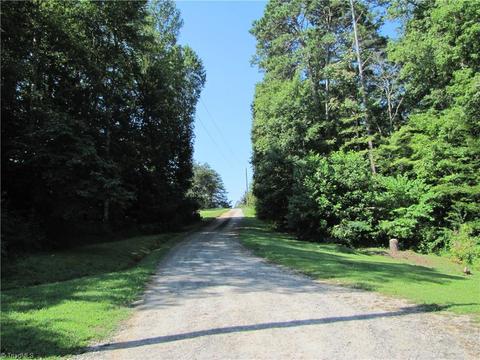 209 River Siloam Rd, Dobson, NC 27017 photo 23