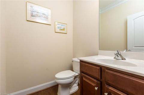 685 Nikyle Cir, High Point, NC 27265 photo 9