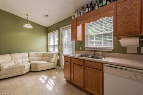 2850 Waterstone Loop, High Point, NC 27265 photo 4