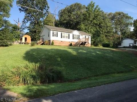 3301 Alamo Dr, Trinity, NC 27370 photo 1