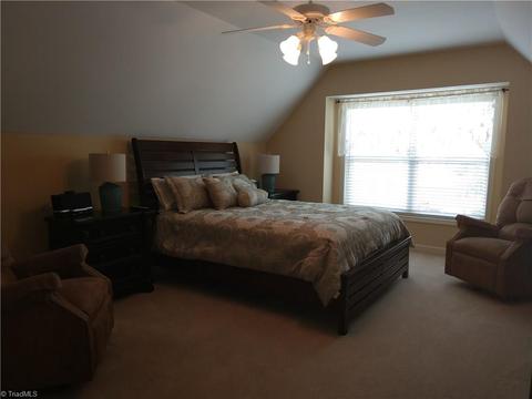 4525 Treebark Ln, High Point, NC 27265 photo 23