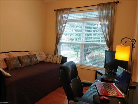 4525 Treebark Ln, High Point, NC 27265 photo 21