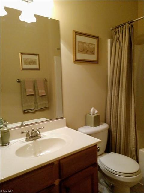 4525 Treebark Ln, High Point, NC 27265 photo 8
