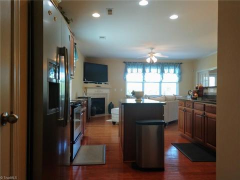 4525 Treebark Ln, High Point, NC 27265 photo 11
